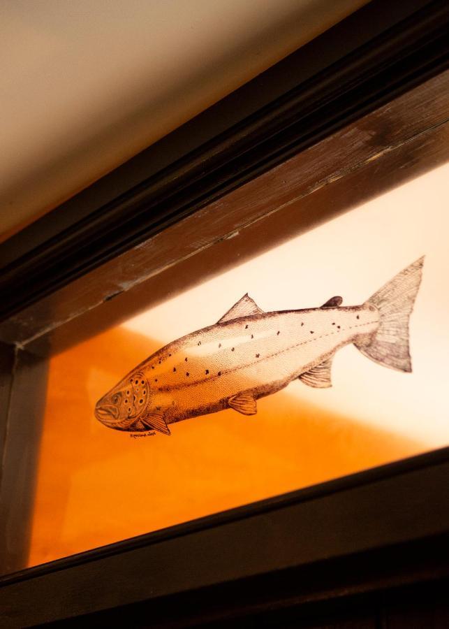 The Leaping Salmon Hotel Yelverton Exterior photo